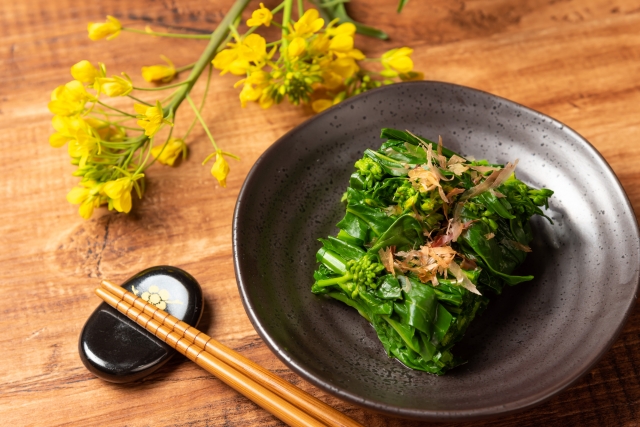 菜の花と、菜の花のおひたし画像